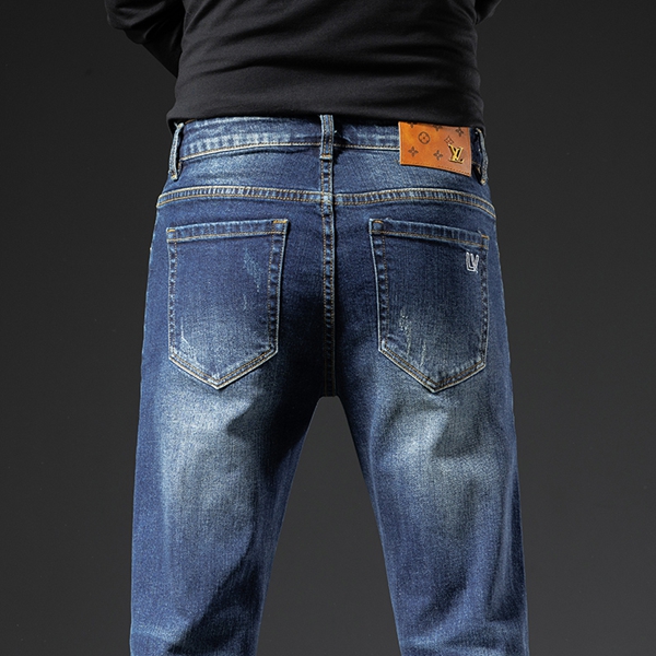 ブランドジーンズ正面デザイン